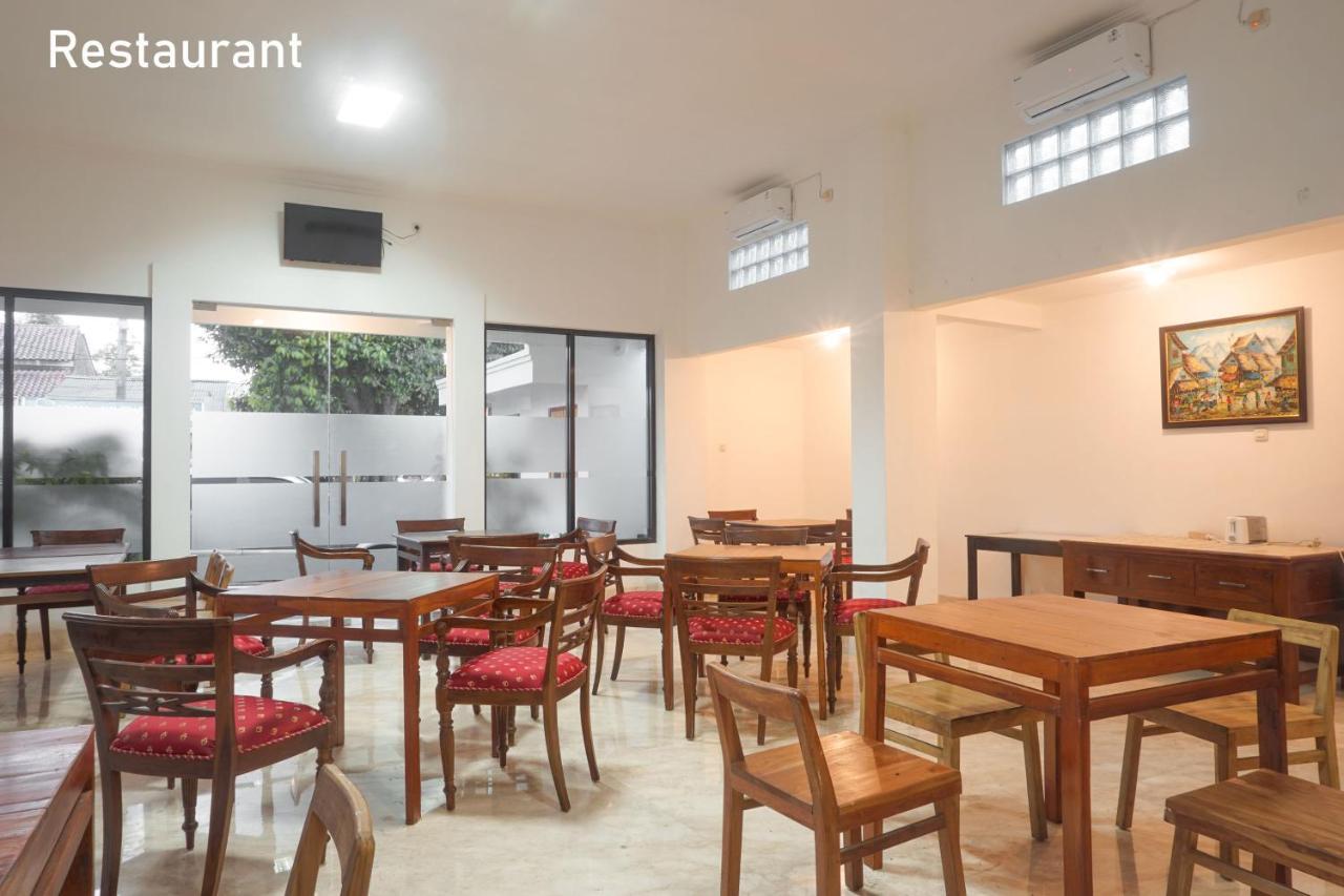 Al Ashri Inn By Urban Yogyakarta Exterior photo