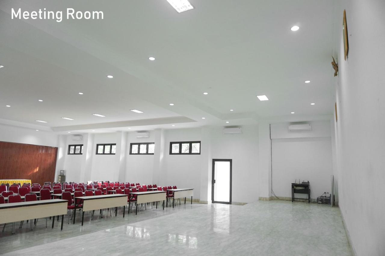 Al Ashri Inn By Urban Yogyakarta Exterior photo